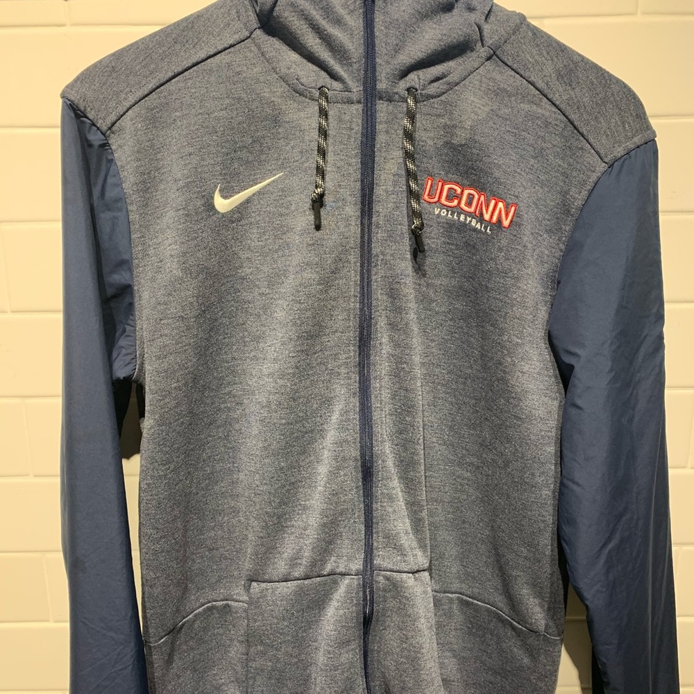 UCONN Nike Vollyball Jacket
